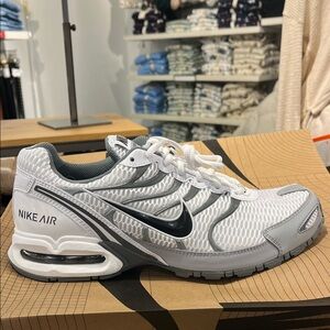 Nike Air Max Torch 4 - Size 11 - Brand New